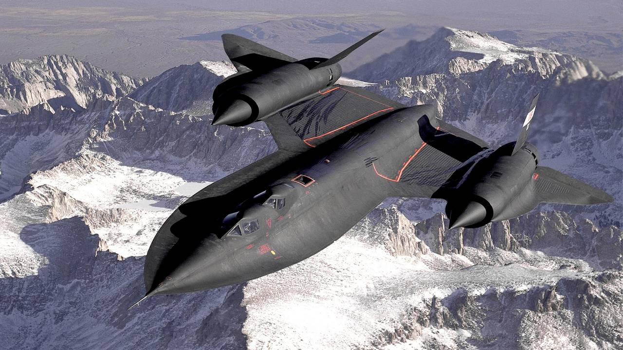 Разведывательный беспилотник-легенда SR-71 Blackbird уступает место новой